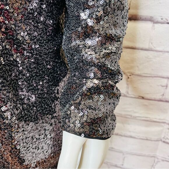 LANE BRYANT  Cold Shoulder Lined Gunmetal Sequin V-Neck size 26 - Picture 5 of 7